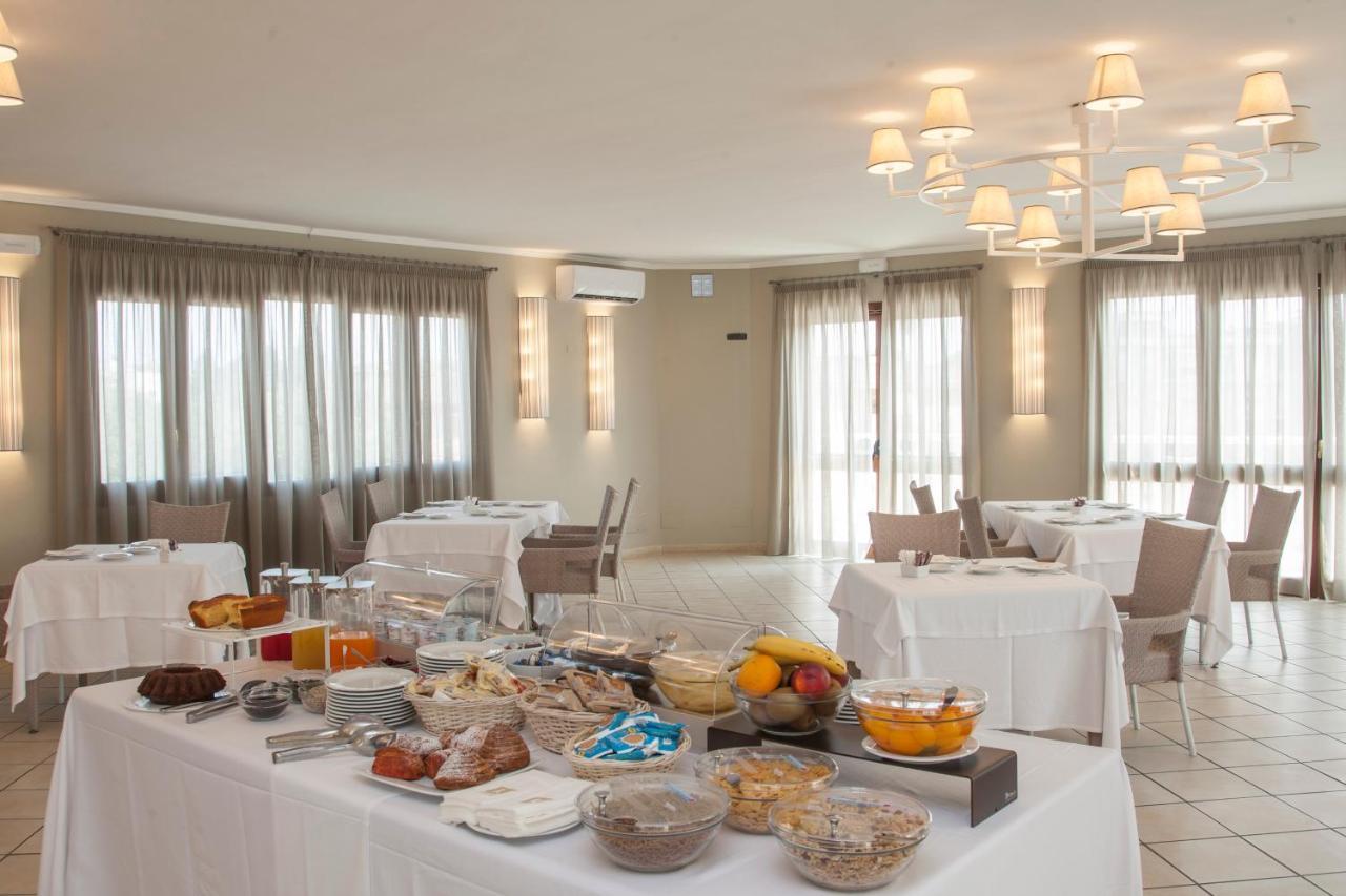 Hotel Centrale 사바우디아 외부 사진