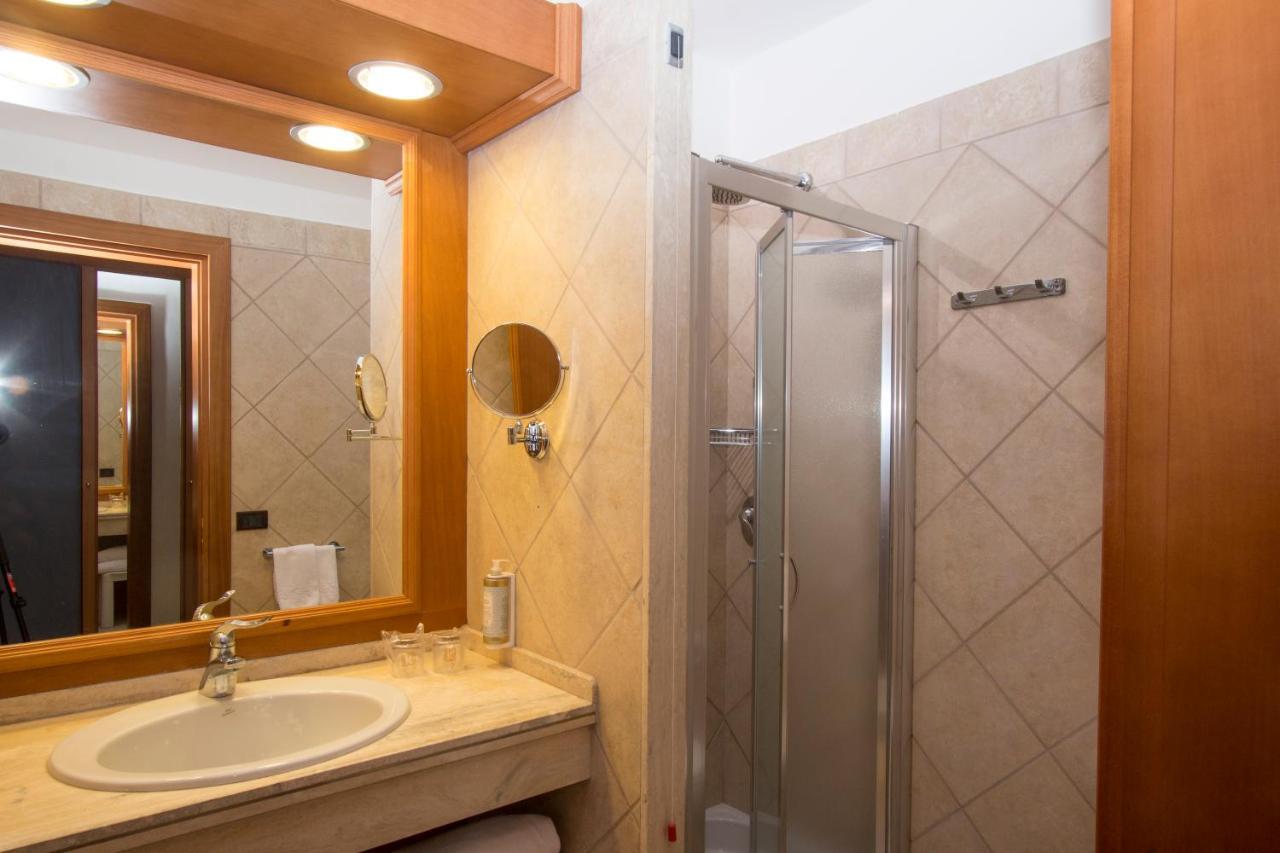 Hotel Centrale 사바우디아 외부 사진
