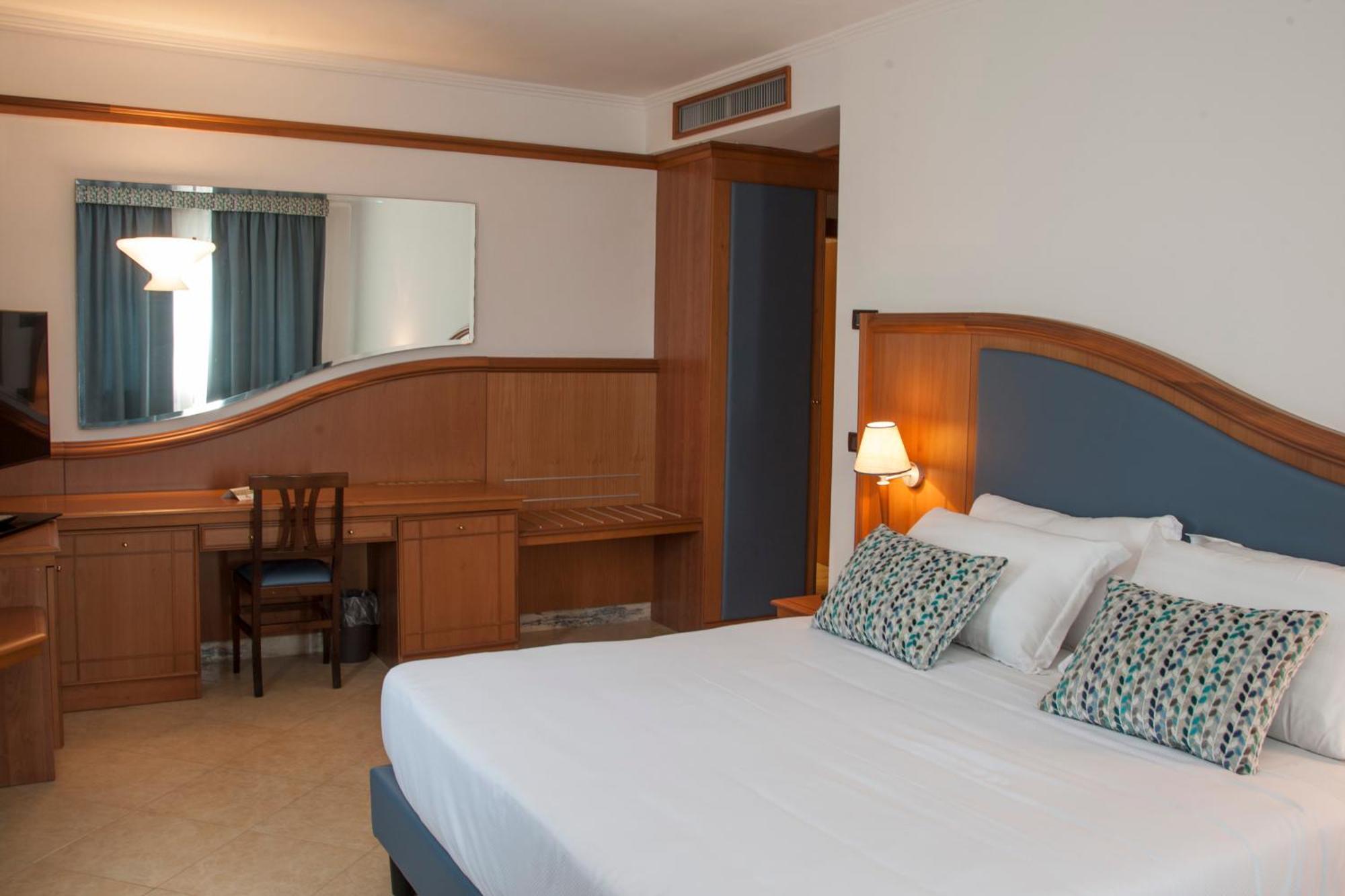 Hotel Centrale 사바우디아 외부 사진