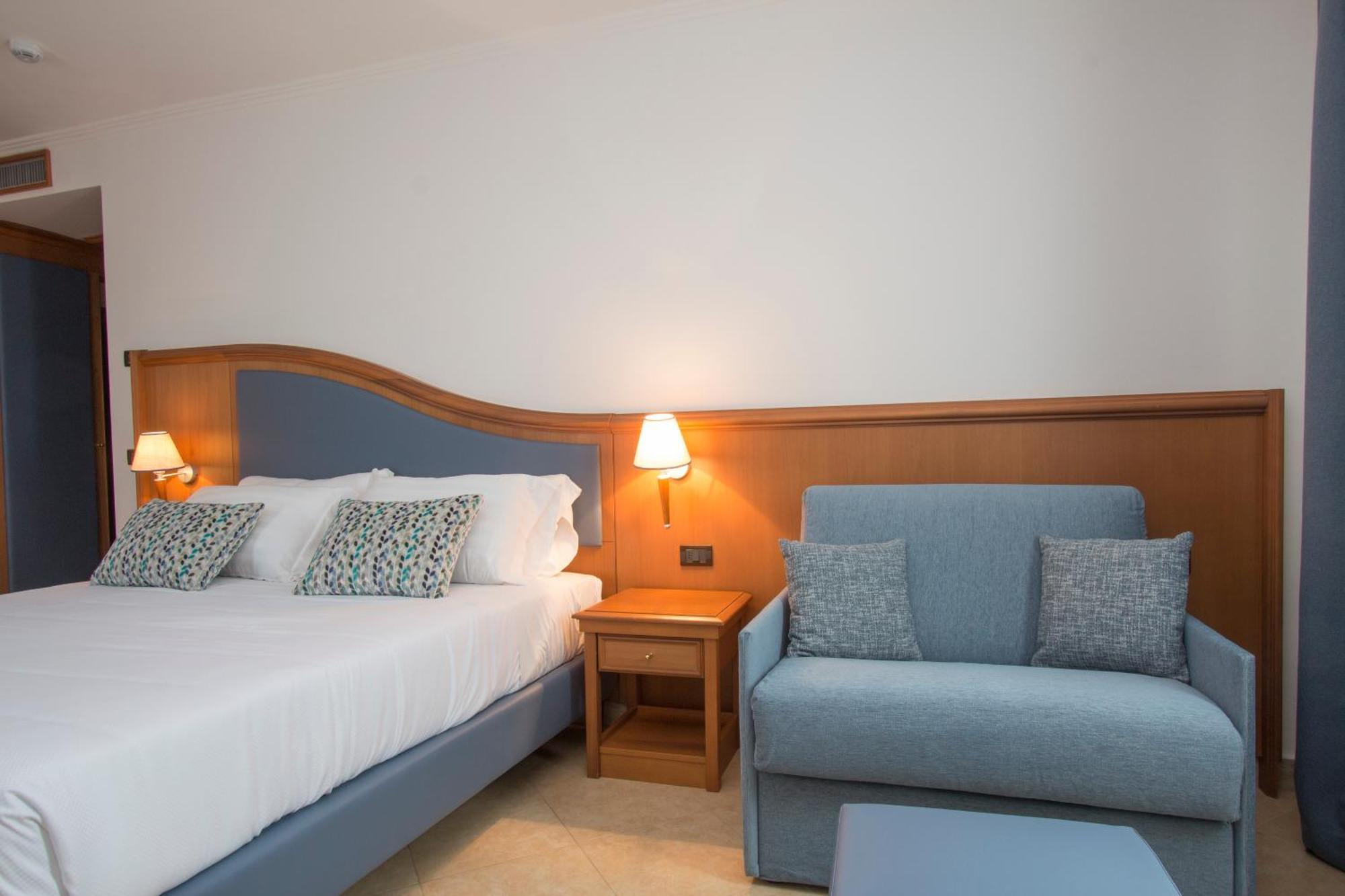 Hotel Centrale 사바우디아 외부 사진