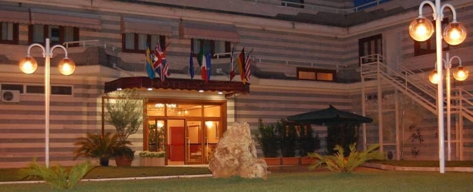 Hotel Centrale 사바우디아 외부 사진