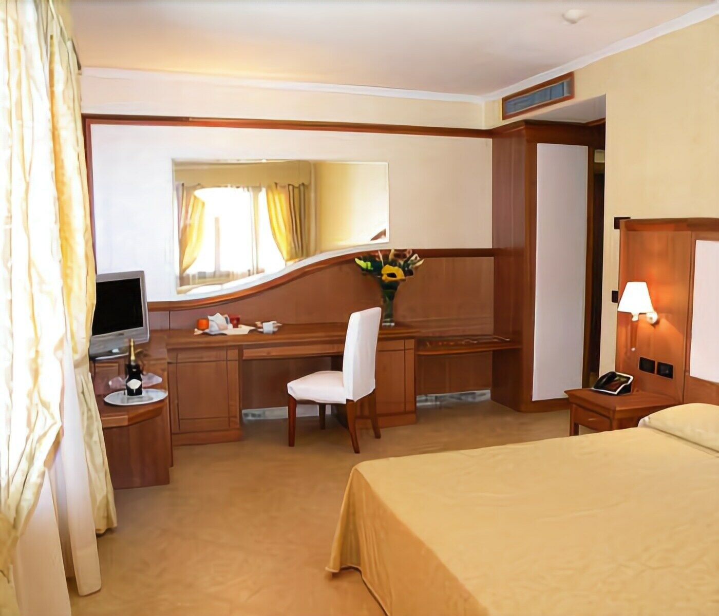 Hotel Centrale 사바우디아 외부 사진